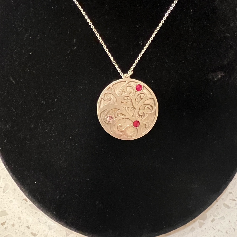 Silver Family tree pendent  necklace.